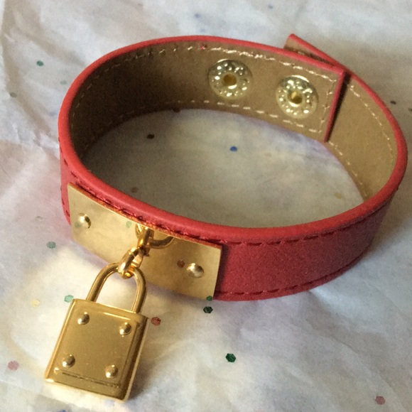 STEELTIME LEATHER PADLOCK BRACELET 6 1/2 - 7 1/2” - Picture 2 of 7